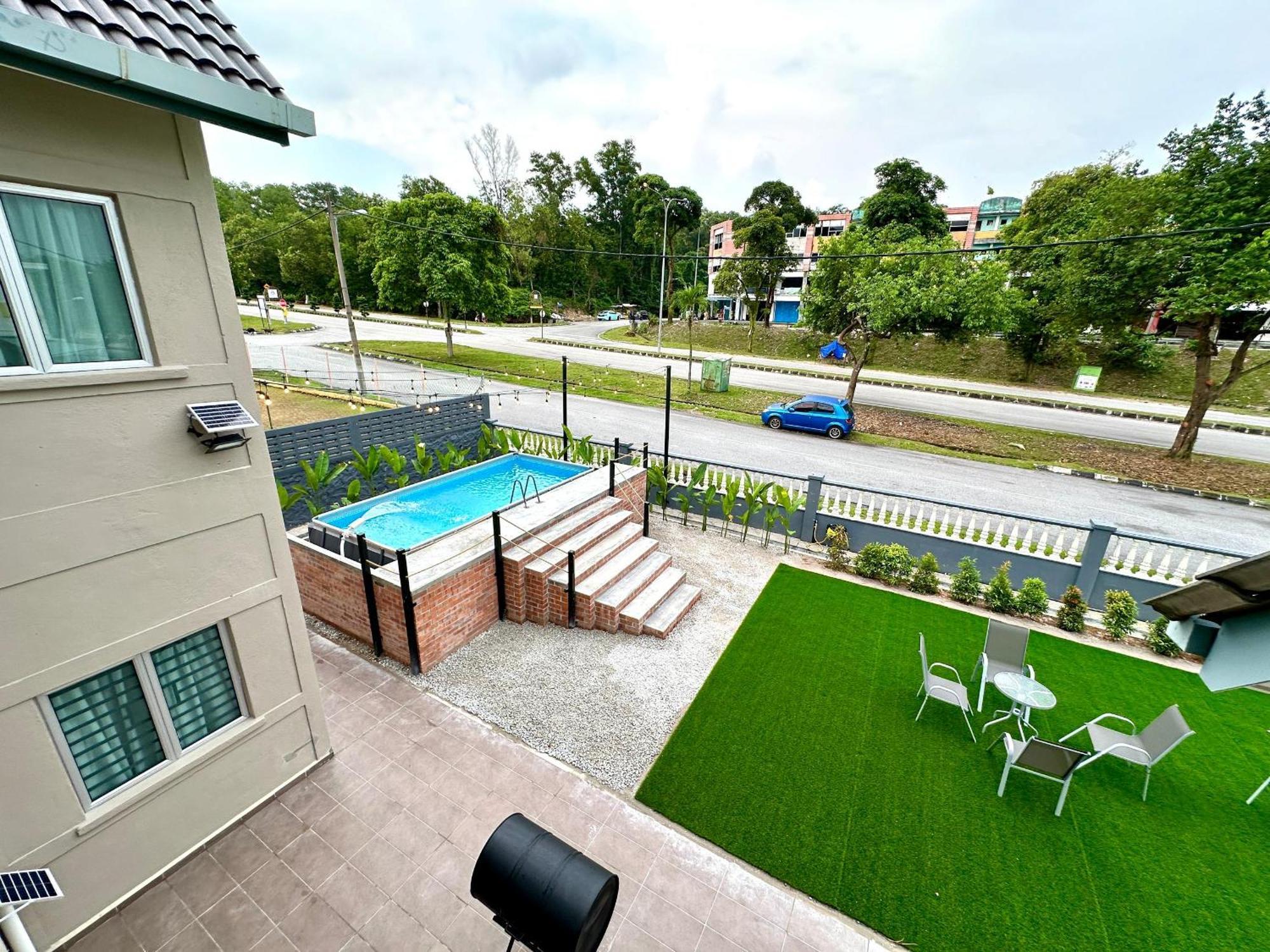 Bnb Country Homestay, Rawang - 16 Pax, Pool, Huge Garden Exterior photo