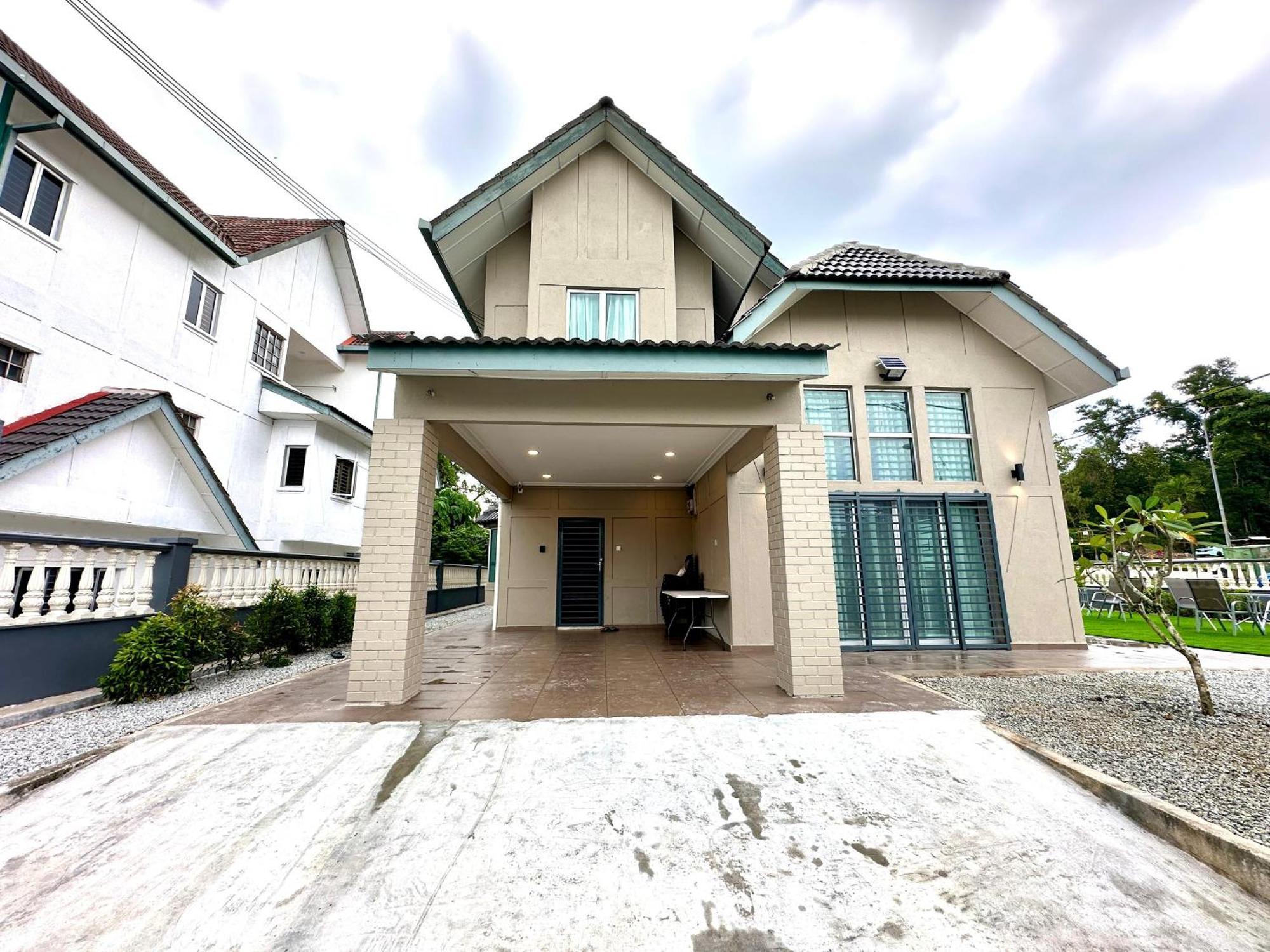 Bnb Country Homestay, Rawang - 16 Pax, Pool, Huge Garden Exterior photo