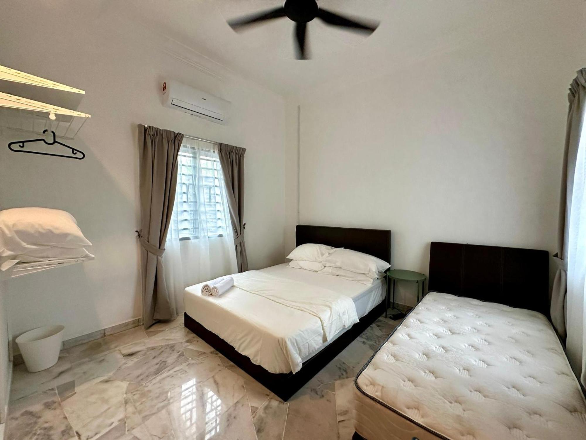 Bnb Country Homestay, Rawang - 16 Pax, Pool, Huge Garden Exterior photo